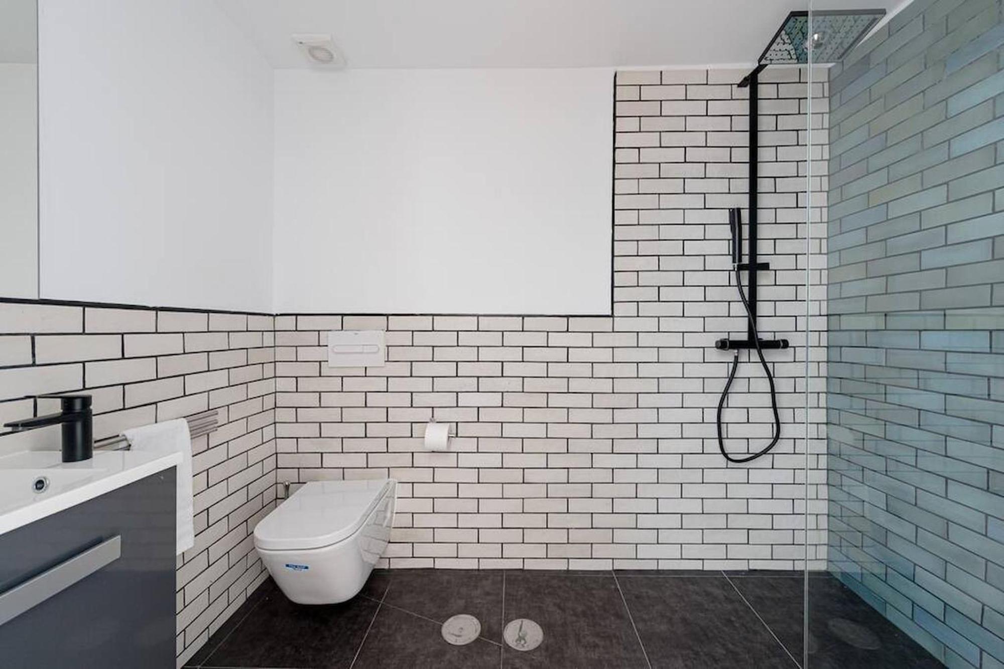 Lovely 2-bed Flat In Tetuan By Sharingco. Apartament